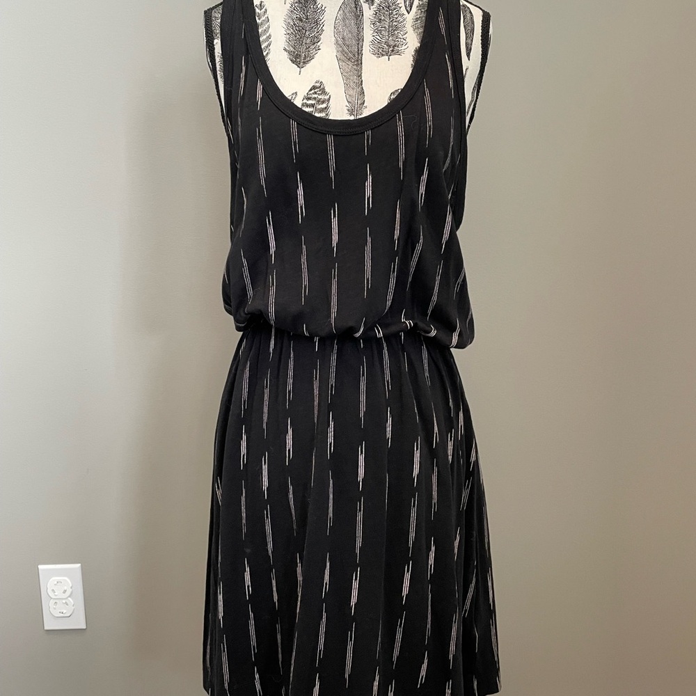 H&M Black and Gray Patterned Midi Dress